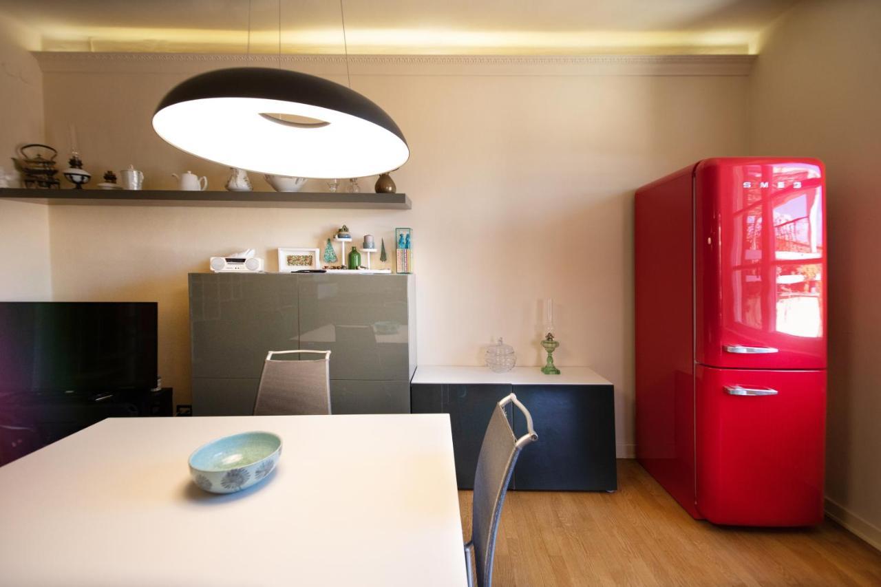 Residenza Al Pavone Luxury With Terrace Apartment Лука Екстериор снимка