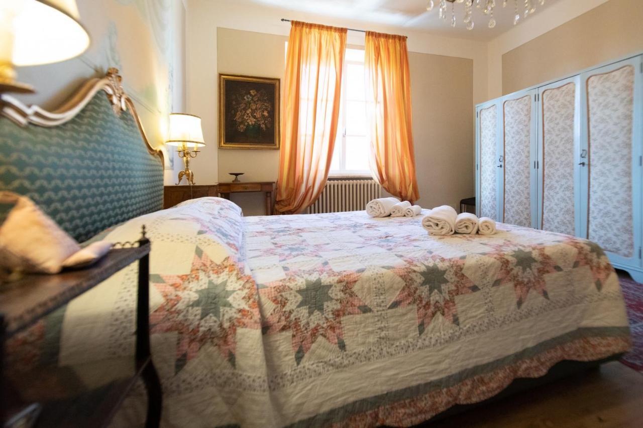 Residenza Al Pavone Luxury With Terrace Apartment Лука Екстериор снимка